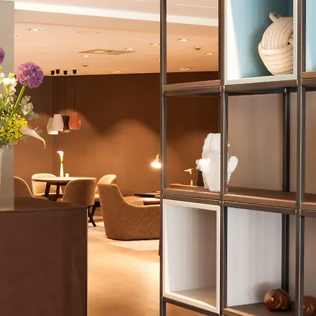 Hotel Bilderberg Europa Scheveningen 4*