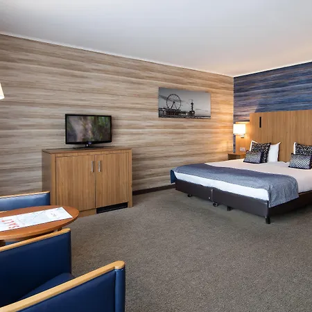 Bilderberg Europa Scheveningen מלון 4*