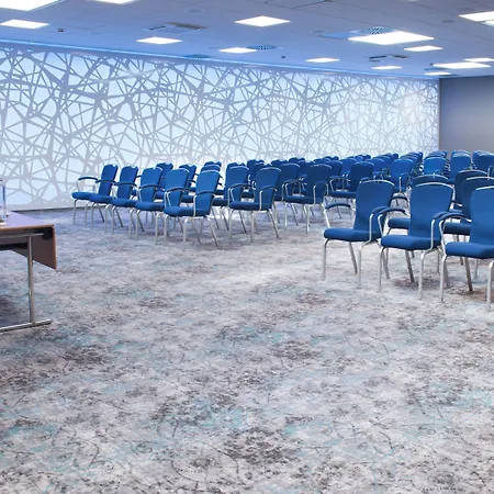 Bilderberg Europa Scheveningen 4* האג