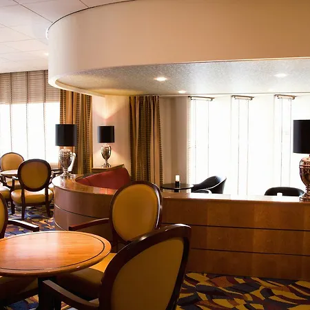 호텔 Bilderberg Europa Scheveningen 4*
