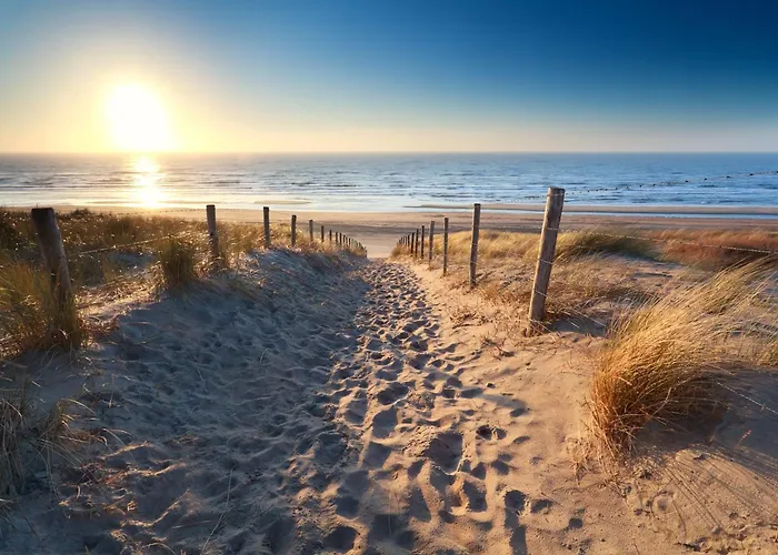 Hotel Bilderberg Europa Scheveningen 4*